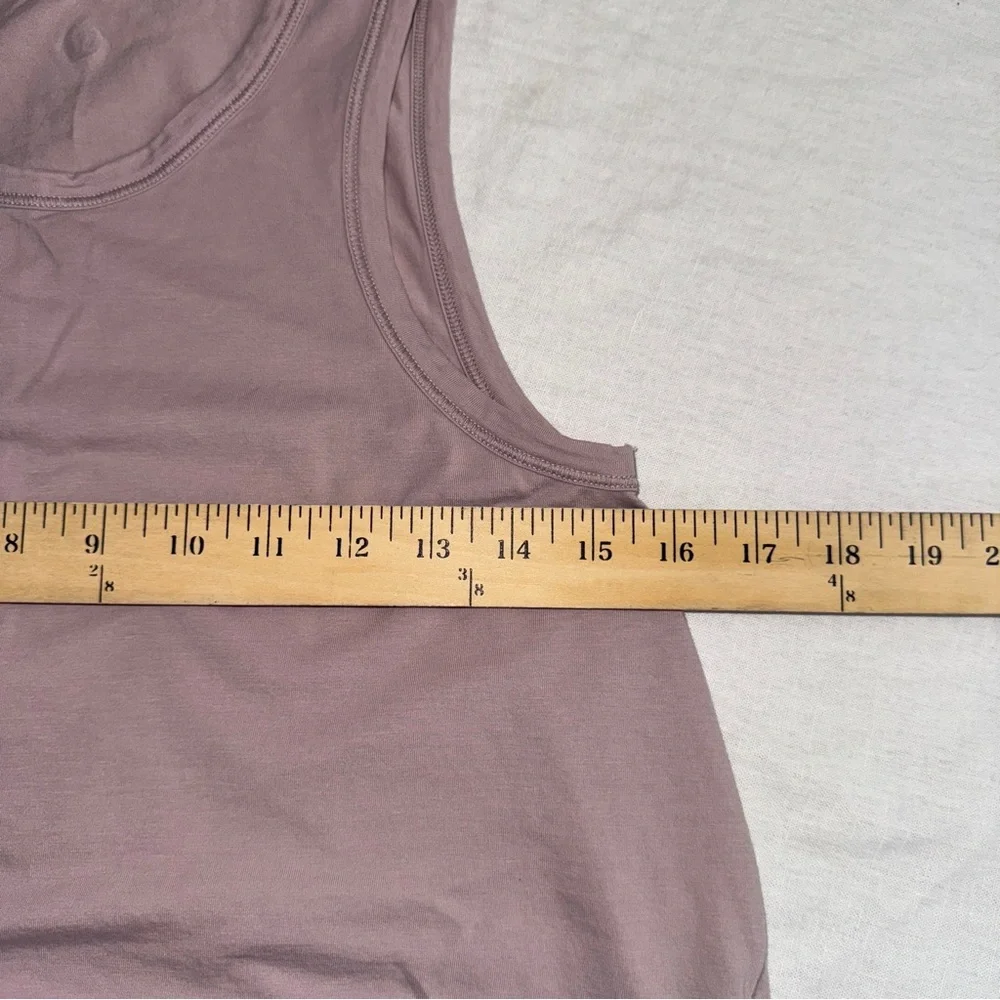 Lululemon Athletica Muscle Sleeveless Mauve Top XS Shirt High‎ Low Workout #cc
